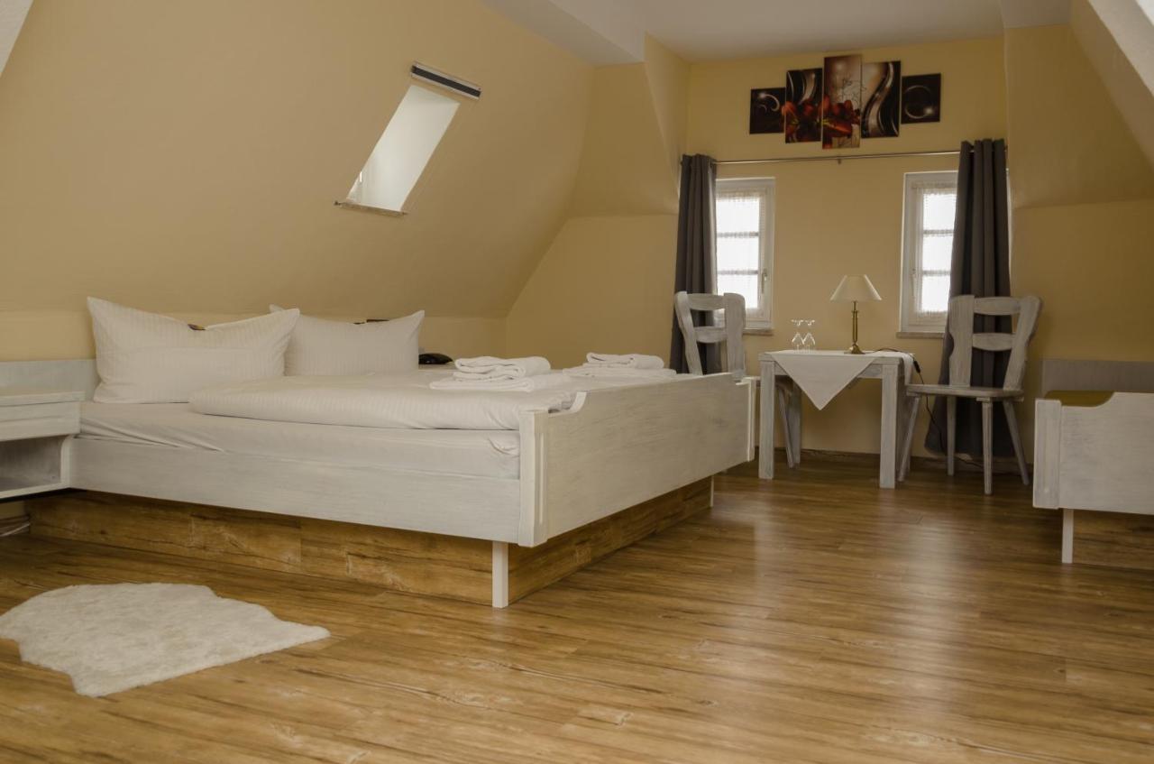 Hotel Rheingraf Kamp-Bornhofen Esterno foto