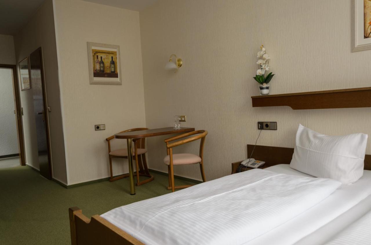 Hotel Rheingraf Kamp-Bornhofen Esterno foto